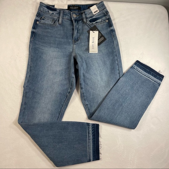 NWT Judy Blue Therma Denim Boyfriend Fit High Waist Medium Wash Jeans Size 0 - Picture 2 of 16